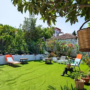 Pensiune Pela Veranda Exquisite